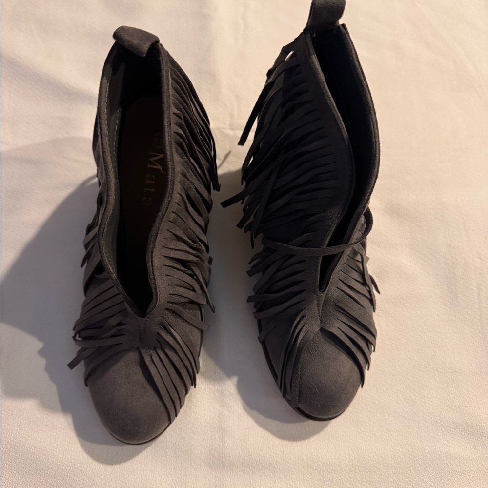 Fringe Ankle Boots in Gray Size 8 1/2